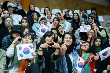 روز ششم والیبال قهرمانی آسیا: انتظارها به سر رسید، ایران و ژاپن در فینال به هم خوردند / بانوان سوژه اصلی جام