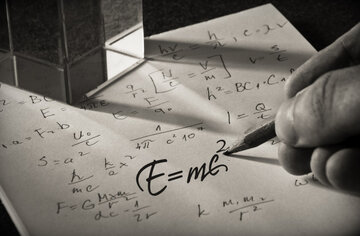رمزگشایی از مشهورترین کشف اینشتین