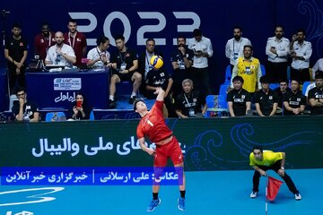 فینال والیبال قهرمانی آسیا: ژاپن باز هم در ایران قهرمان شد / تشویق ارومیه‌ای‌ها کارساز نبود