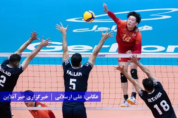 فینال والیبال قهرمانی آسیا: ژاپن باز هم در ایران قهرمان شد / تشویق ارومیه‌ای‌ها کارساز نبود