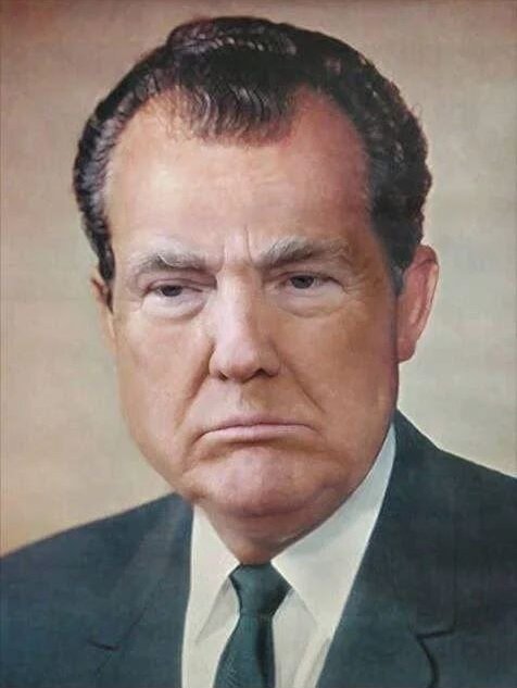 شوخی کاربران مجازی با عکس زندان ترامپ/میمهایی که به نفع مجرم تمام شد!