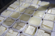 پنیر در میادین ۸ درصد گران شد/ پنیر تبریز و لیقوان کیلویی چند؟