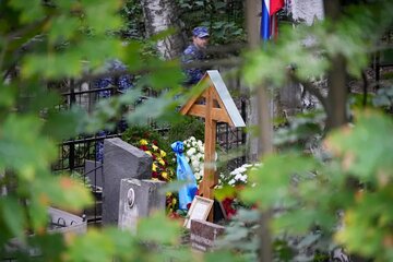 مراسم تدفین رئیس واگنر در جوی کاملا امنیتی/عکس