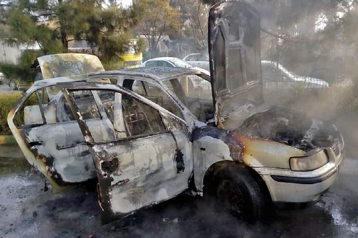 آتش گرفتن سمند در تونل توحید/ عکس