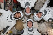لحظه به زمین رسیدن کپسول فضانوردان ماموریت کرو-۶/ عکس