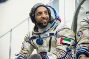 ببینید | تکنیک جالب فضانورد اماراتی برای خوردن صبحانه در فضا