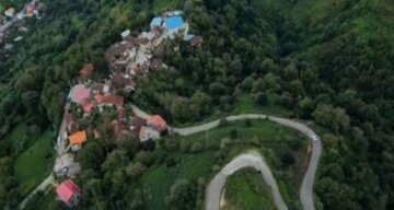 تکمیل بندر گردشگری چمخاله