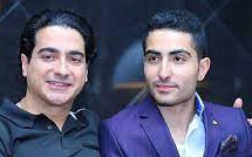 عکس | سلفی جالب همایون شجریان و برادرش رایان در کنار ساختمان مرسدس بنز!