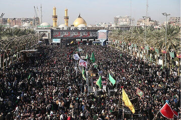 تامین هزینه عزاداری یا کمک به فقرا، کدام اولویت است؟ / دفاع روزنامه اعتماد از هزینه های راهپیمایی اربعین / فیلسوف آمریکایی چه نظری دارد؟