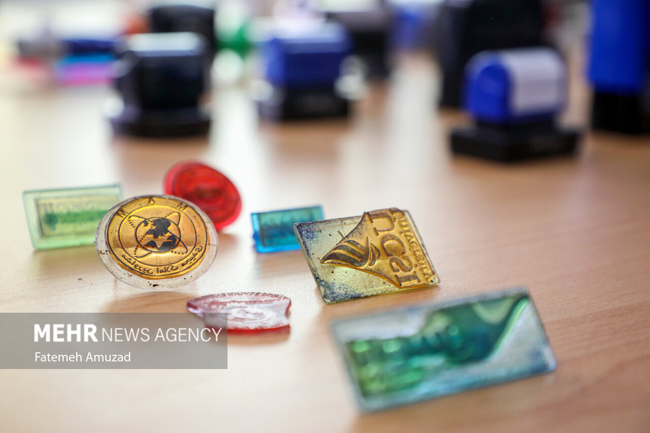 جاعلان ویزای اقامت در دام پلیس/ مراقب تبلیغات مجازی باشید