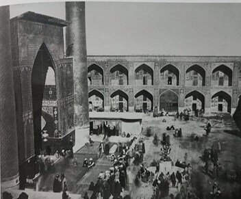 سفر «قبلهٔ عالم» به عتبات به همراه عکاس ویژهاش +عکس