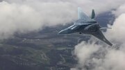 ببینید | ادعای عجیب مقام ارشد نظامی روسیه از ساخت هواپیمایی در آمریکا مملو از پشه‌های آلوده!