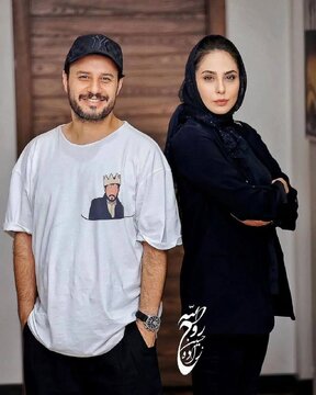 عکس | خنده‌های صمیمانه جواد عزتی و رعنا آزادی‌ور با استایل‌هایی کاملا متفاوت
