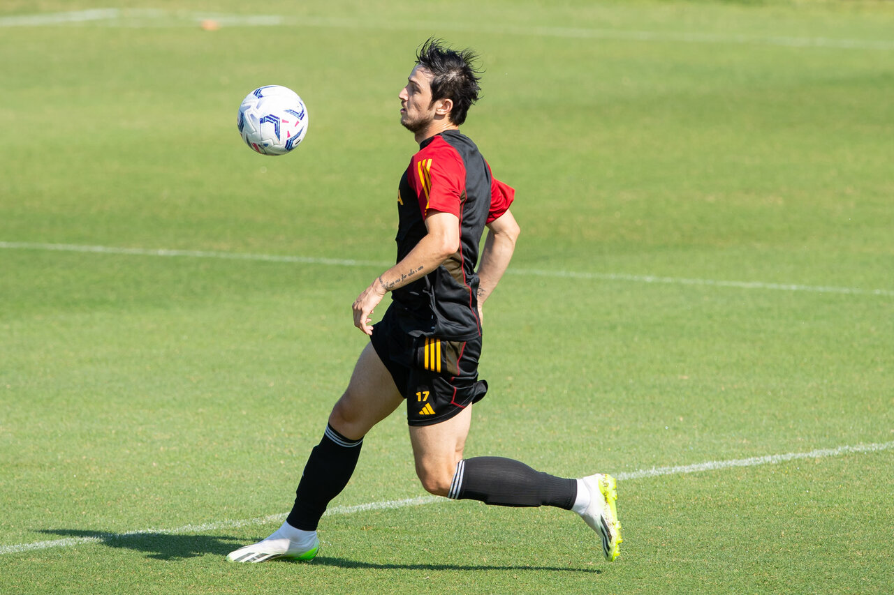 عکس| فریم به فریم با شاهکار سردار آزمون در رم