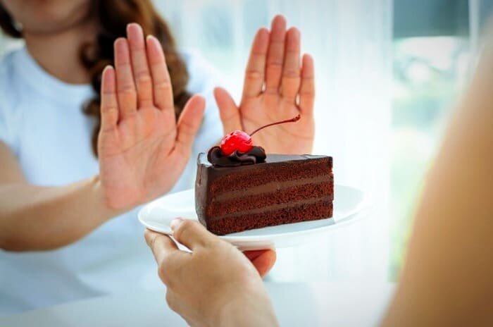 اگر تیروئید کمکار یا پرکار دارید، این غذاها را نخورید