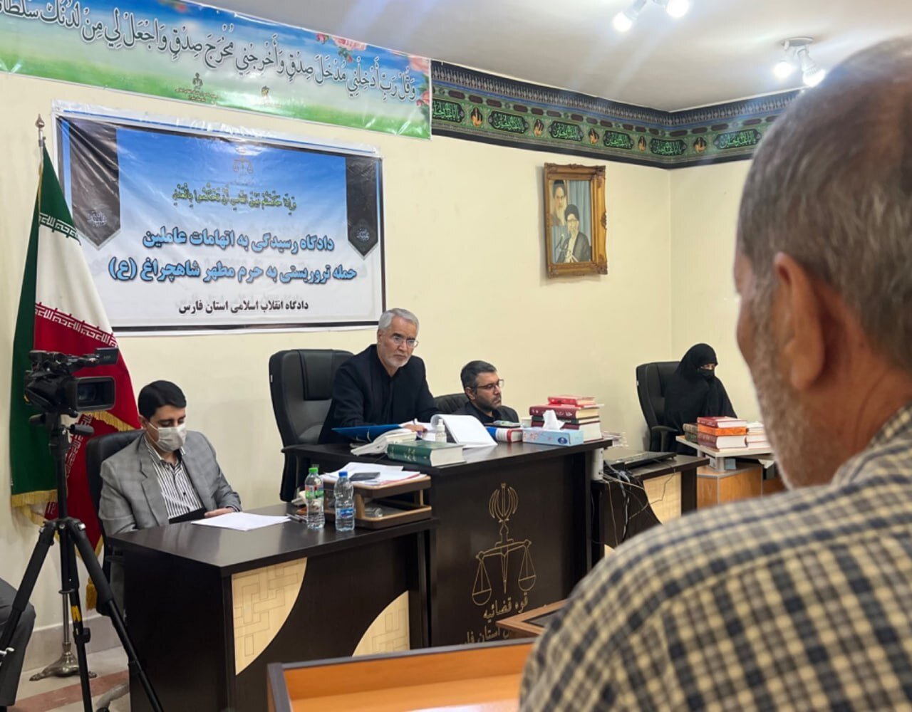 تهیه بنزین برای آتش زدن نمازگزاران؛ اولین جلسه دادگاه دومین حمله تروریستی شاهچراغ برگزار شد / عکس 3