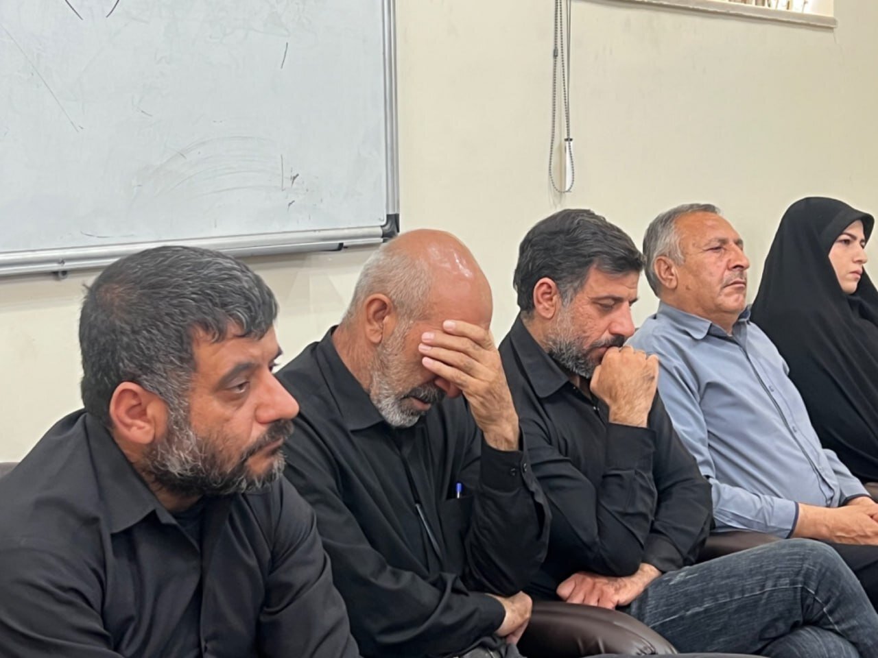 تهیه بنزین برای آتش زدن نمازگزاران؛ اولین جلسه دادگاه دومین حمله تروریستی شاهچراغ برگزار شد / عکس 2