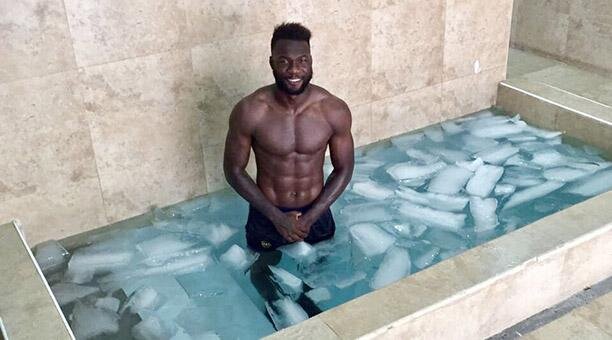 عکس| عضلات آماده بمب پرسپولیسیها