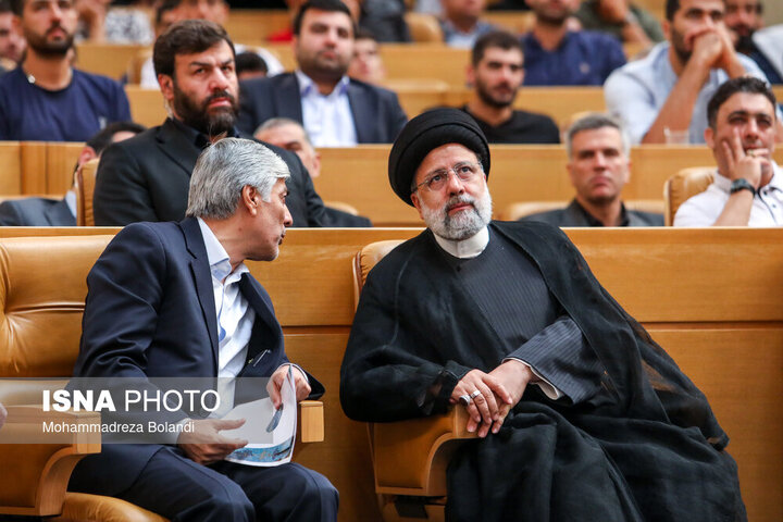 مراسم تجلیل از مدال‌آوران و قهرمانان ورزشی