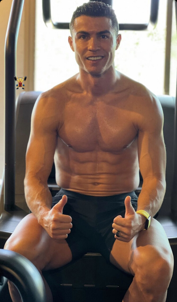 عکس| خطونشان رونالدو برای پرسپولیسیها در آستانه سفر به ایران