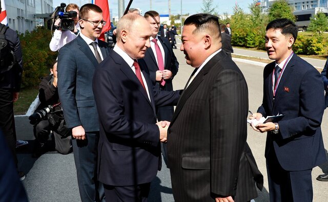اون در دیدار با پوتین: همیشه در کنار روسیه در مبارزه با امپریالیسم خواهیم بود/تصاویر