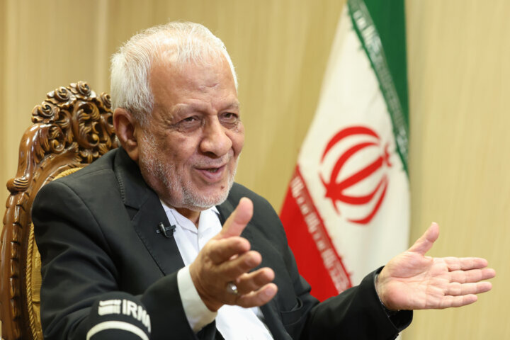 بادامچیان: رفع فیلترینگ و حجاب فقط خواسته 5 درصد مردم است /40 میلیون زن محجبه داریم / معضل حجاب ساختگی است / زندانی سیاسی نداریم همه امنیتی و قضایی هستند 2