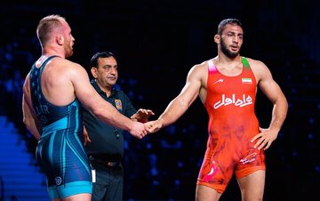 حذف والیزاده در یکچهارم؛ آرش یوشیدا در نیمهنهایی قهرمانی جهان