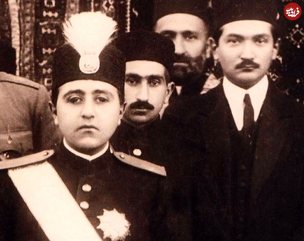 عکس تاریخی و عبرتآموز از ۳ شاه تبعیدی ایران در یک قاب