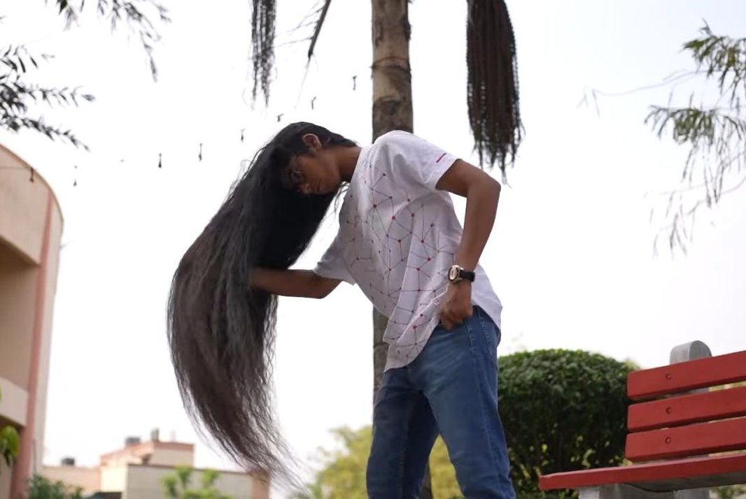 مو بلندترین پسر جهان/ عکس