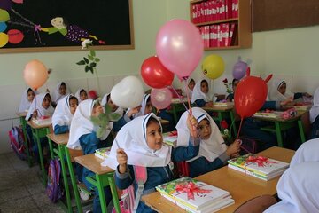 ٢٩ شهریور ماه زنگ شکوفه‌ها در مدارس کرمانشاه به صدا در می‌آید