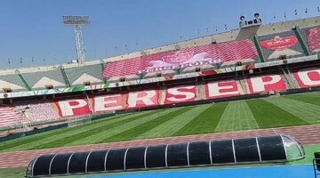 به زنانی که بلیت داشتند اجازه ندادند بازی پرسپولیس - الدحیل را در ورزشگاه آزادی تماشا کنند / گزارش روزنامه شرق از ممانعت ماموران