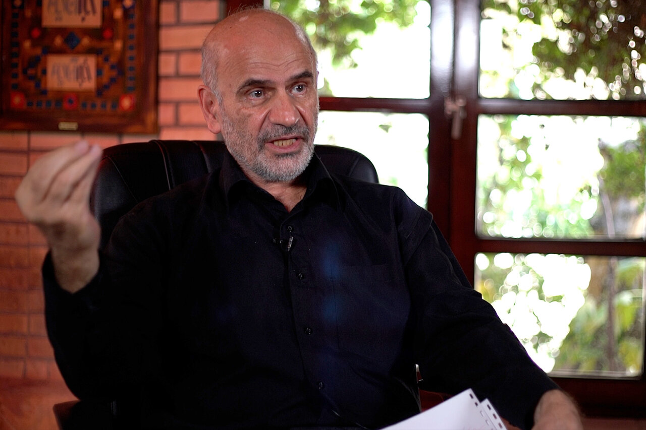 یافتهها نشان میدهد که ۷۰ درصد از مردم ایران به حمایتهای معیشتی نیاز دارند در حالی که ۹۰ درصد از تسهیلات بانکی تنها به ۶ درصد از سپردهگذاران اختصاص مییابد. یافتهها نشان میدهد که ۷۰ درصد از مردم ایران به حمایتهای معیشتی نیاز دارند در حالی که ۹۰ درصد از تسهیلات بانکی تنها به ۶ درصد از سپردهگذاران اختصاص مییابد.