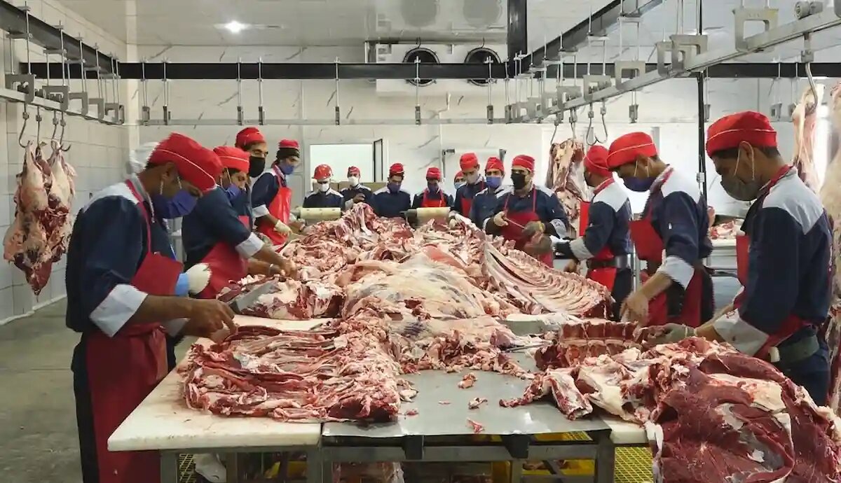 گوشت قرمز ایران در عمان؛ ایران به دنبال گوشت کنیایی و پاکستانی!