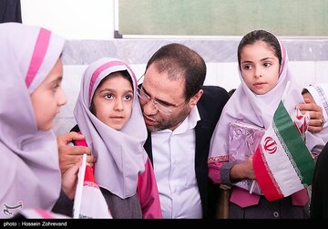آغاز سال تحصیلی دانش‌آموزان کلاس اولی