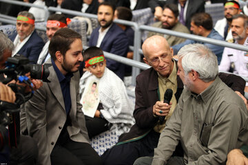 عکس پوشش متفاوت محسن رضایی در دیدار با رهبری /حاتمی کیا آفتابی شد