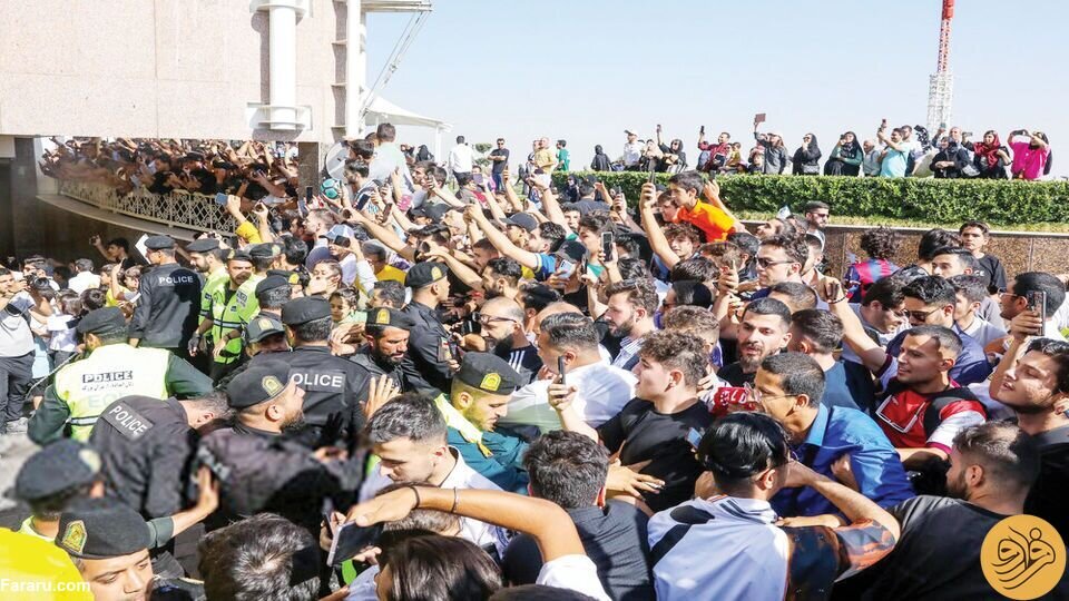 عکس با موگرینی خوب است با رونالدو بد! /هیجان جوانان ایرانی بخاطر رونالدو به تریج قبای عدهای برخورده است