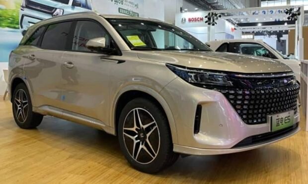 شاسی بلند چینی جدید در راه بازار ایران / عکس