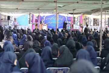 مهمترین راهبرد آموزش و پرورش ترویج مهارت آموزی در کنار تعلیم و تربیت است مهمترین راهبرد آموزش و پرورش ترویج مهارت آموزی در کنار تعلیم و تربیت است