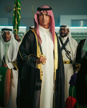 رونالدو در لباس مردان عرب