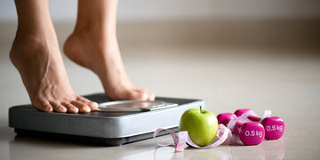 بدون اینکه ورزش کنید، لاغر شوید/ ۸ گام ساده برای کاهش وزن 