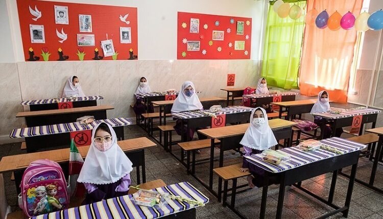 - ابلاغ آیین‌نامه جدید مدارس غیردولتی؛ تکلیف «شهریه» و «حقوق و بیمه» معلمان مشخص شد
