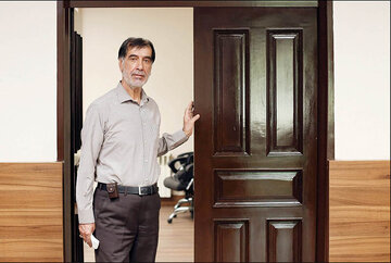 لابیگر و پُرنفوذ مثل محمدرضا باهنر /رمزگشایی از تحرکات انتخاباتی «کارگردانِ اردوگاه اصولگرایان» لابیگر و پُرنفوذ مثل محمدرضا باهنر /رمزگشایی از تحرکات انتخاباتی «کارگردانِ اردوگاه اصولگرایان»