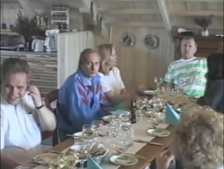 تصاویر نایاب از جوانی پوتین با گرمکن و موی پرپشت!/عکس