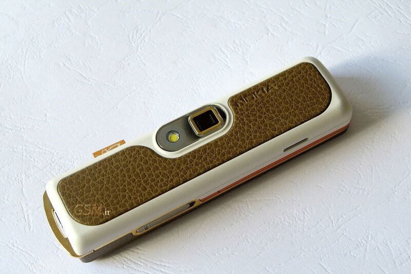 ببینید | نوکیا مدل 7380 بند انگشتی!