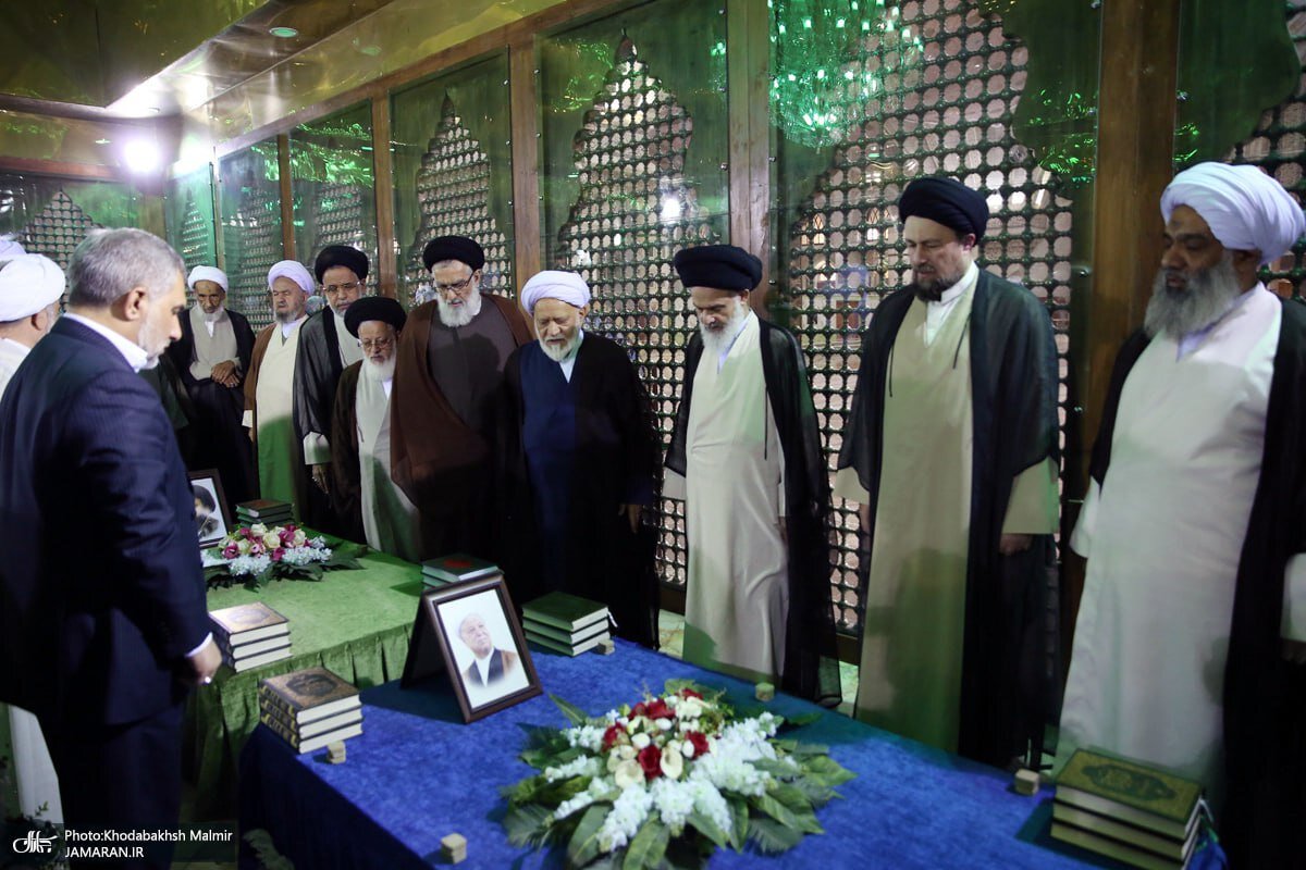 جنتی غایب بود، رئیسی هم نیامد /سیدحسن خمینی به استقبال نمایندگان رفت +عکس