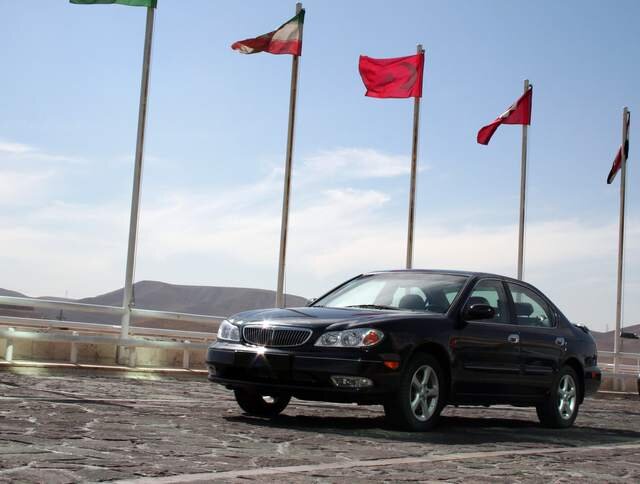 ۱۰ خودروی مهمی که در ایران مونتاژ می‌شدند/از لوکس‌ترین کادیلاک جهان تا مرسدس بنز و هیوندای/عکس