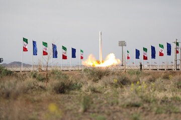 موضعگیری خصمانه مجدد فرانسه به پرتاب ماهواره نور ۳ توسط ایران