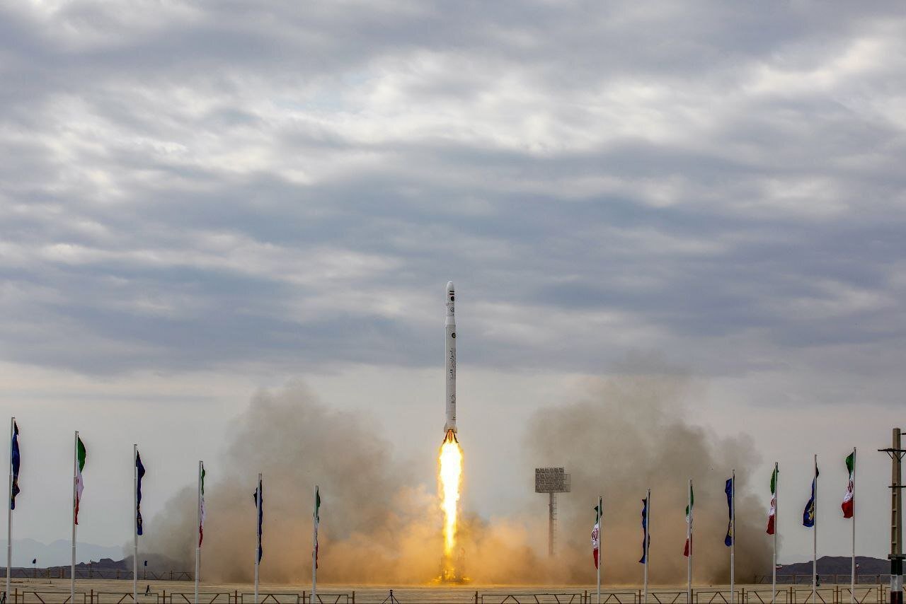 تصاویر پرتاب ماهواره جدید سپاه پاسداران به فضا