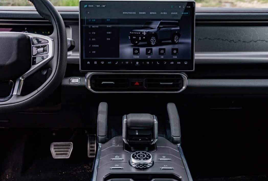 این شاسی بلند چینی توسط طراح پورشه طراحی شده است! /آشنایی با برادر بزرگتر فیدلیتی/عکس