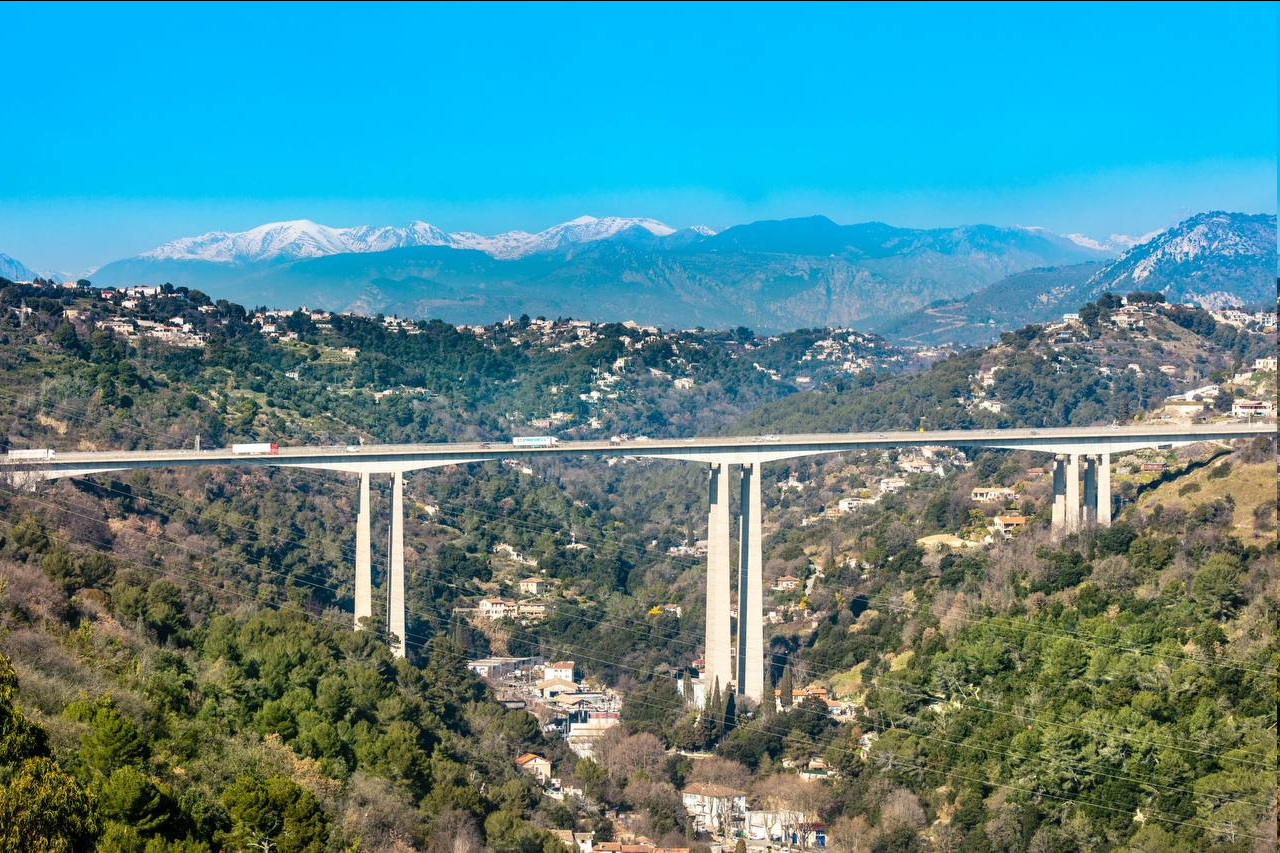 عکس| فوری؛ یک بازیکن در آستانه خودکشی!